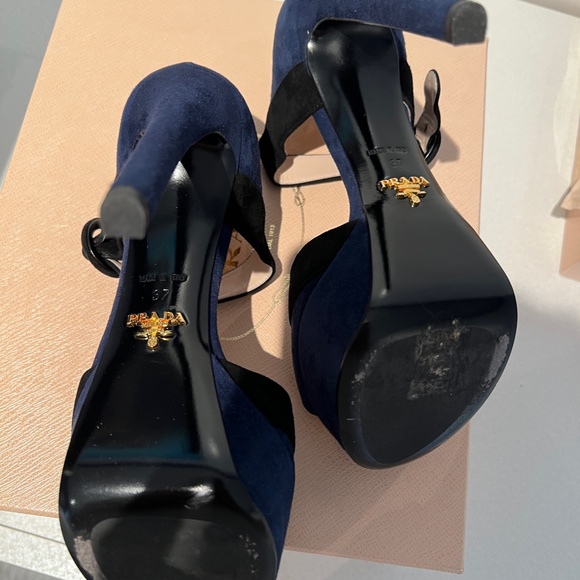 Prada Calzature Donna Suede Pumps Black/Navy NEW Size 37 - Picture 6 of 6